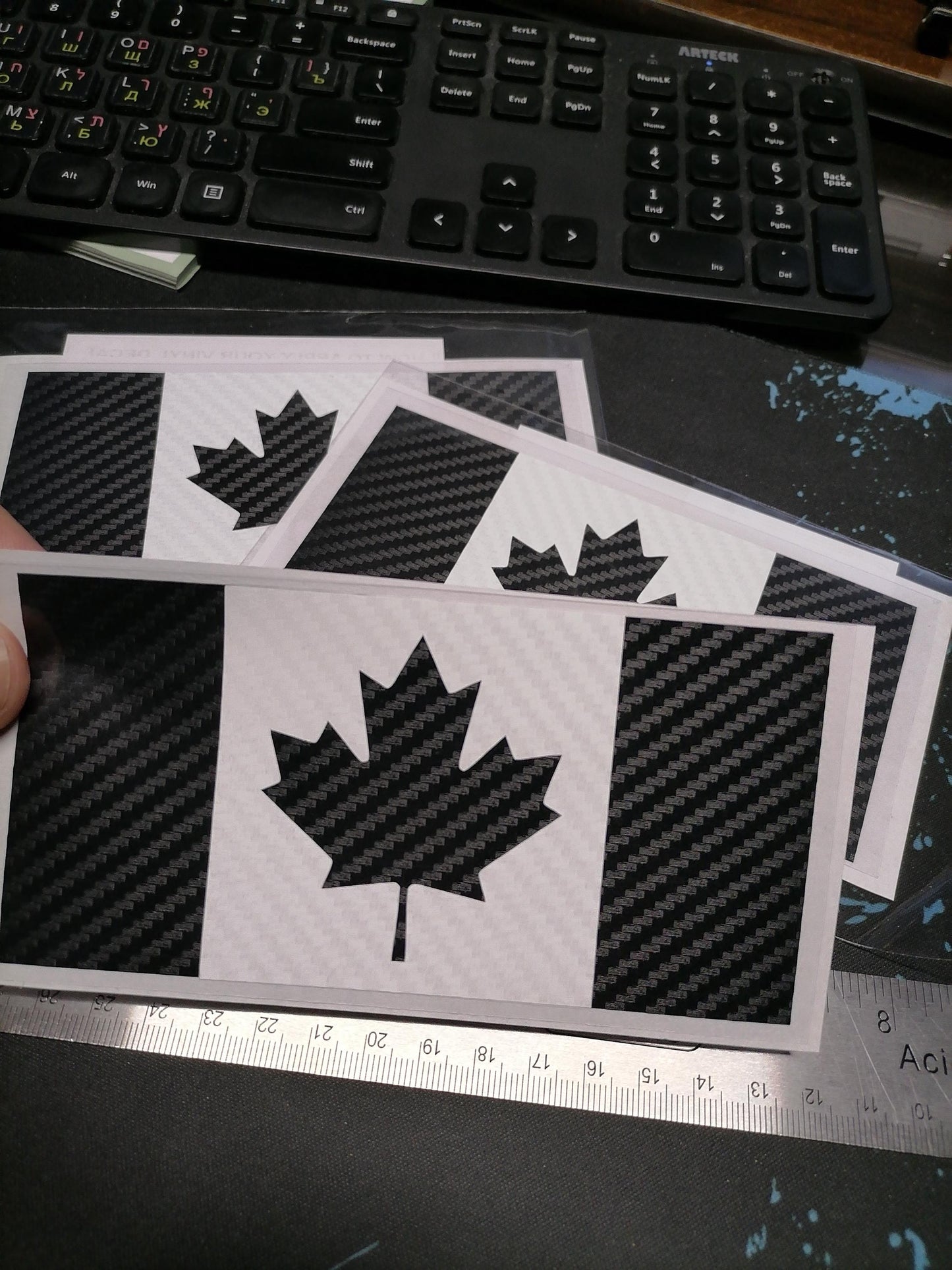 Canadian Maple Leaf Carbon Fiber Decal – Black & White Vinyl